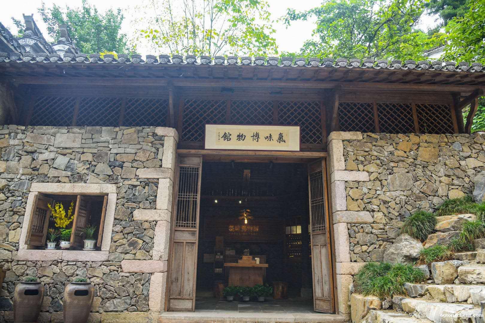 气味博物馆加盟从选址开始带创业小白“过河” 气味博物馆加盟从选址开始带创业小白“过河”