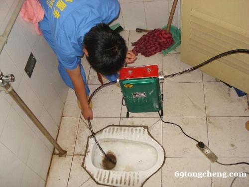 疏通马桶电话,上门维修水电马桶空调 疏通马桶电话,上门维修水电马桶空调