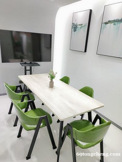 精装修写字楼,仅需599,可注册可办公,物业水电宽带费全包 精装修写字楼,仅需599,可注册可办公,物业水电宽带费全包