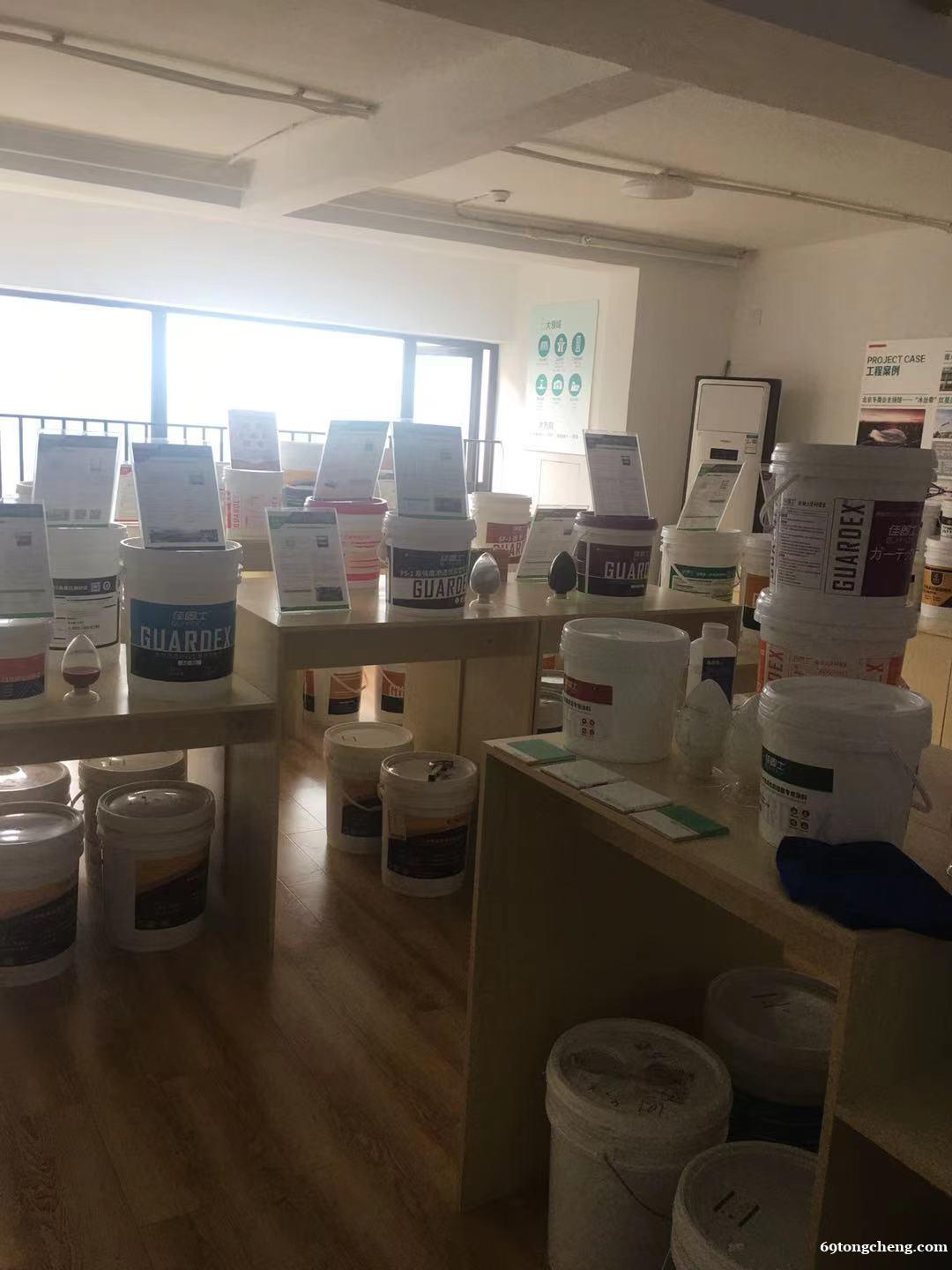 修缮屋顶防水补漏、卫生间防水、地下室漏水、潮湿返碱发霉 修缮屋顶防水补漏、卫生间防水、地下室漏水、潮湿返碱发霉