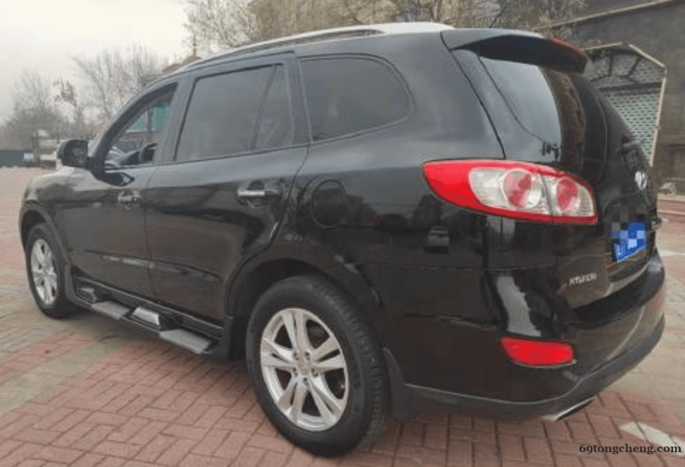 现代 新胜达 2010款 2.4 手自一体7座四驱舒适版 现代 新胜达 2010款 2.4 手自一体7座四驱舒适版