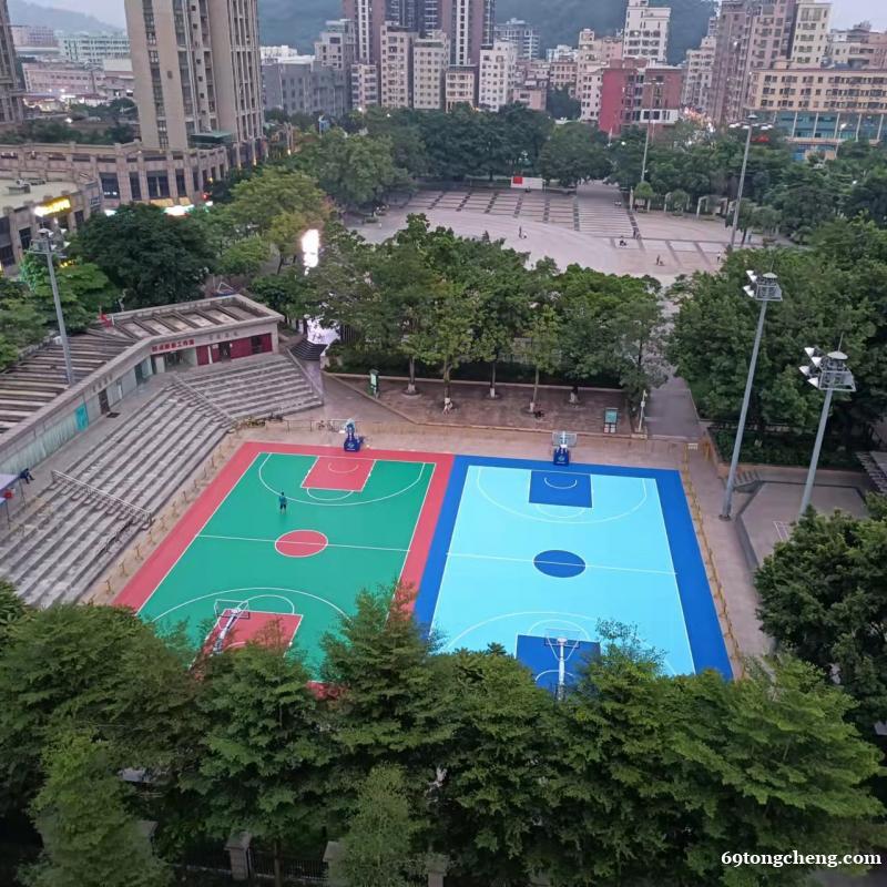 广西学校丙烯酸球场和硅PU球场的区别【德朝体育】 广西学校丙烯酸球场和硅PU球场的区别【德朝体育】