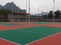 广东学校丙烯酸球场和硅PU球场的区别【德朝体育】