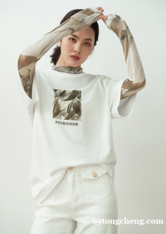 尼赫菲女装,深化品牌在大众心目中的印象 尼赫菲女装,深化品牌在大众心目中的印象