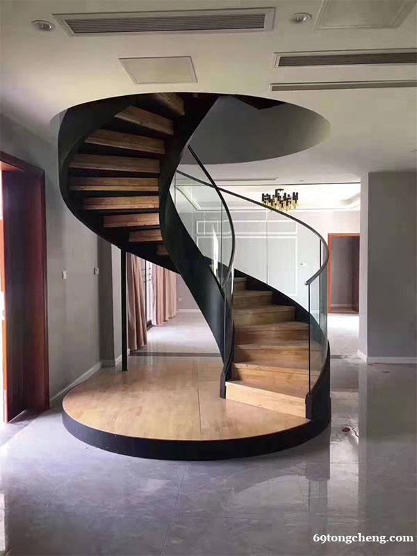 玻璃旋转扶手 室内楼梯护栏 金铜韵厂家定制 玻璃旋转扶手 室内楼梯护栏 金铜韵厂家定制