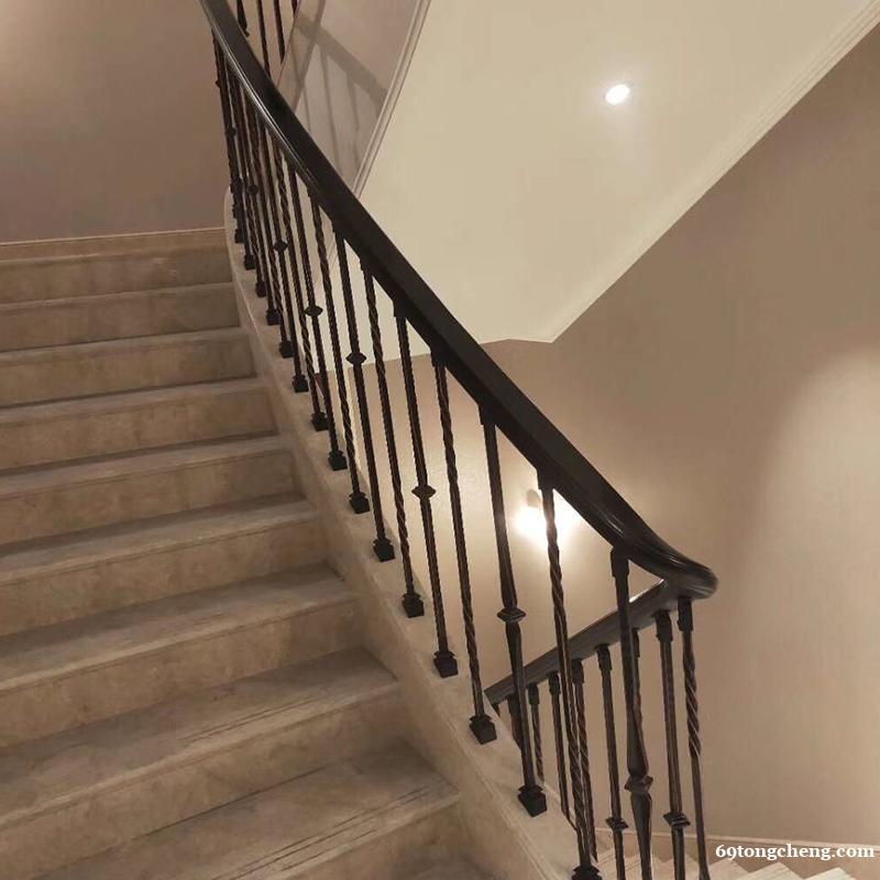 铁艺扶手 别墅楼梯铁艺护栏 金铜韵厂家定制 铁艺扶手 别墅楼梯铁艺护栏 金铜韵厂家定制