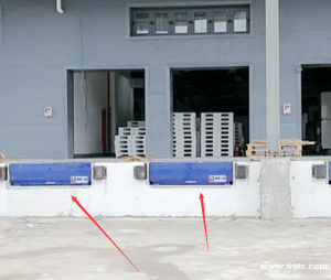 钢制翻转式唇板装卸平台