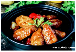 锅锅狠拽三汁焖锅怎么加盟的 加盟需要多大的店面