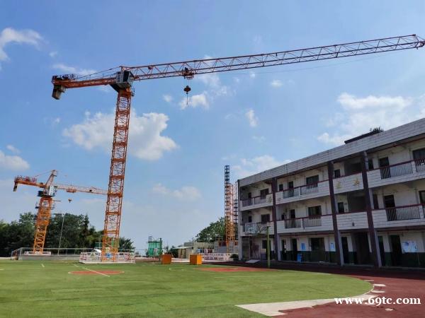 建筑工地一般都要配塔吊司机 建筑工地一般都要配塔吊司机