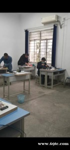 建筑工地必备电工人员