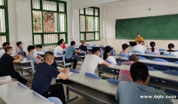 入行做建筑施工员,没人带领可不行 入行做建筑施工员,没人带领可不行