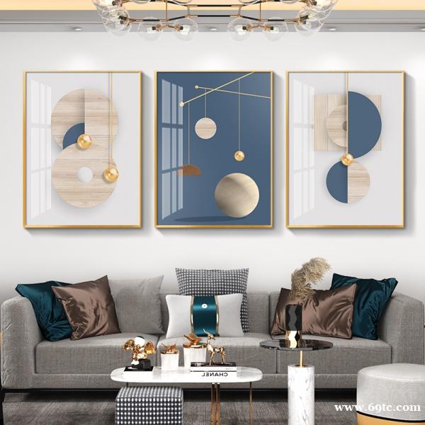 南昌红谷滩安装挂画、结婚照片 南昌红谷滩安装挂画、结婚照片