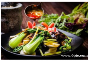 加盟菜小青麻辣烫如何开店