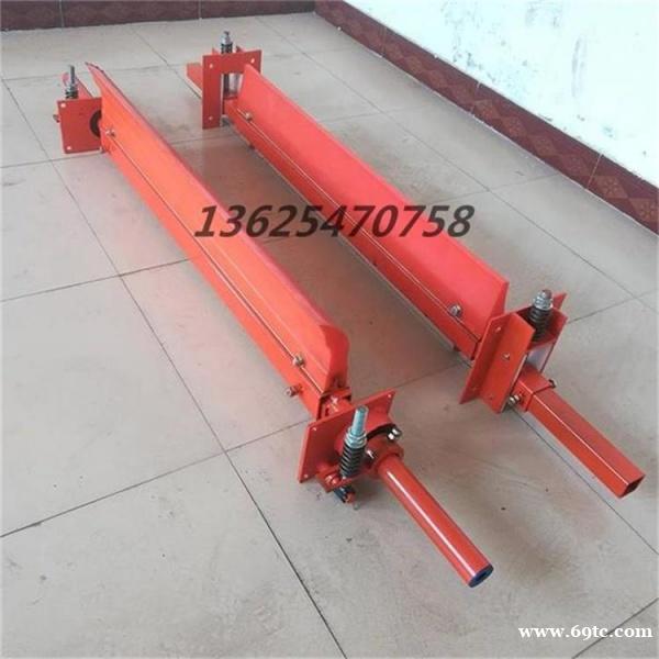 皮带清扫器 美观大方 济宁向上金品清扫器刮刀 皮带清扫器 美观大方 济宁向上金品清扫器刮刀