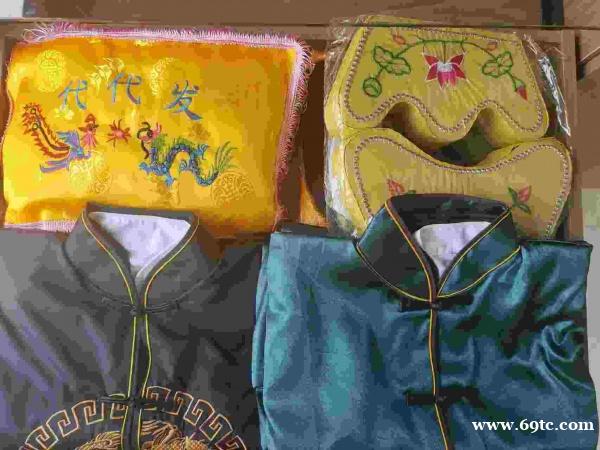 都江堰市殡葬用品,鲜花,花圈,寿衣,骨灰盒,挽联代写 都江堰市殡葬用品,鲜花,花圈,寿衣,骨灰盒,挽联代写