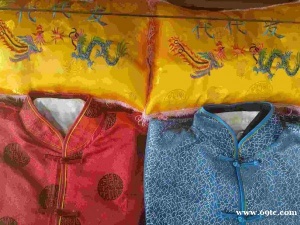 都江堰市殡葬用品,鲜花,花圈,寿衣,骨灰盒,挽联代写