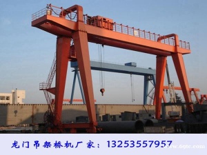 安徽滁州龙门吊租赁公司双梁吊钩门式起重机结构
