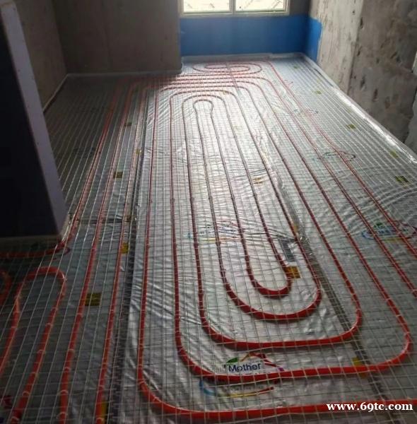 全屋地暖安装 认准铂瑞德施工团队 提供高质量一站式服务 全屋地暖安装 认准铂瑞德施工团队 提供高质量一站式服务