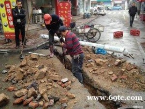 昆明西山区专业独立下水道安装 外墙高空各种水管安装维修太阳能维修