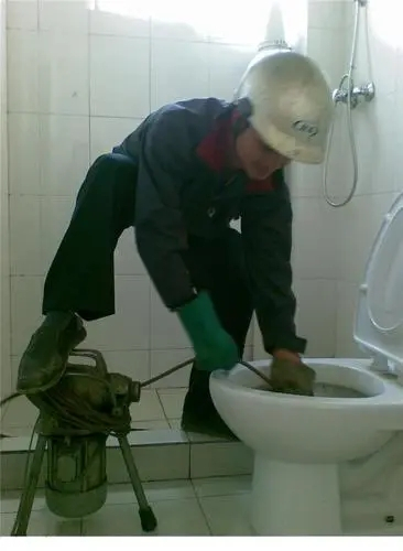 南通开发区专业疏通下水道公司,24小时快速上门疏通电话