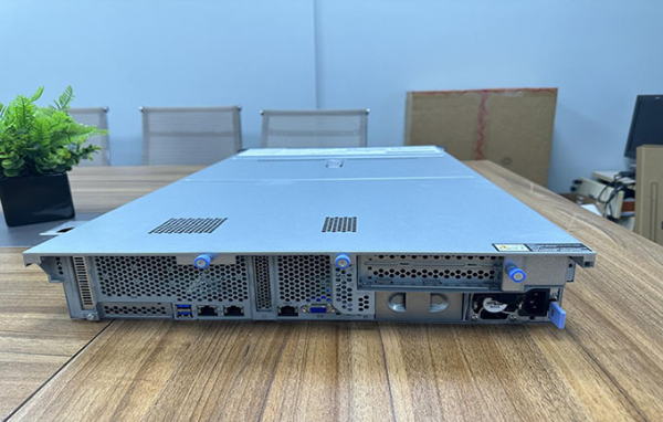 叱凌GPU服务器存储