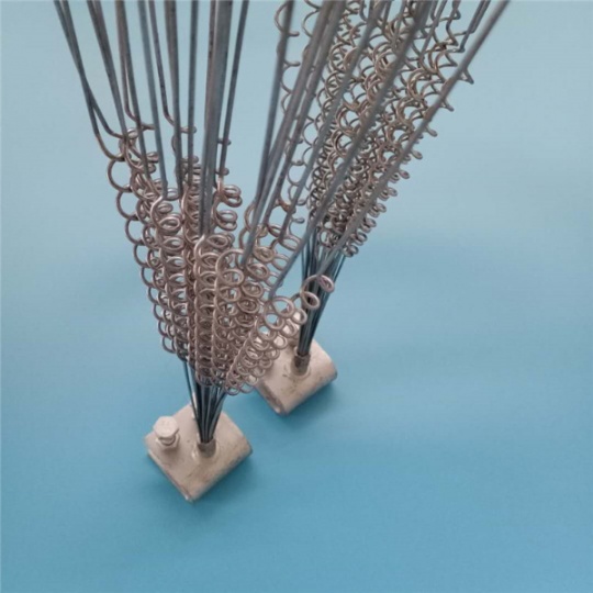 防鸟刺线路杆上防鸟刺环保驱鸟器不锈钢驱鸟刺