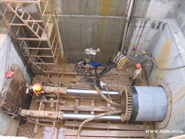 楚雄专业顶管置换 管道非开挖修复 管道检测 管道清淤抽淤泥 楚雄专业顶管置换 管道非开挖修复 管道检测 管道清淤抽淤泥