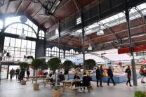 伟而特红外供暖设备,高大型超市的理想供暖之选