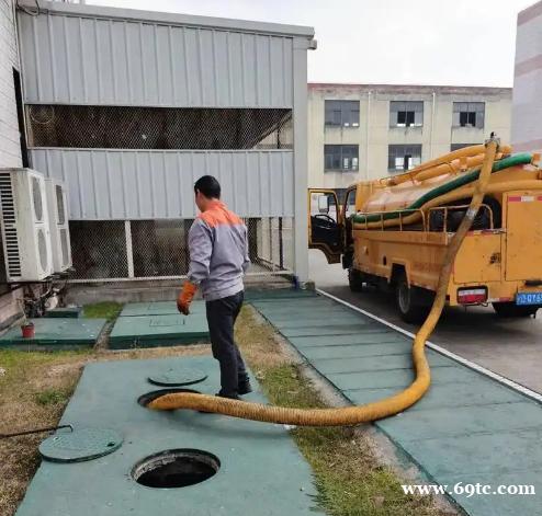 昆明宜良县专业抽粪,清理化粪池,隔油池清理,抽污水 昆明宜良县专业抽粪,清理化粪池,隔油池清理,抽污水