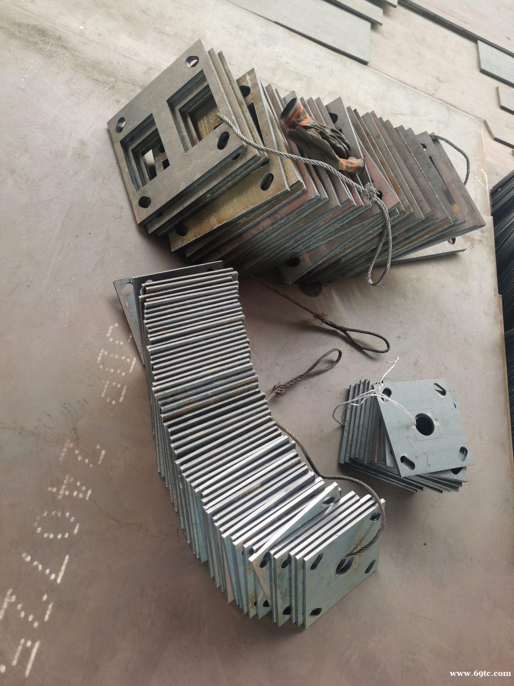 西安钢材加工基地:一站式钢材加工,承接各钢铁制品下料、切割、打孔、焊接服务。 西安钢材加工基地:一站式钢材加工,承接各钢铁制品下料、切割、打孔、焊接服务。