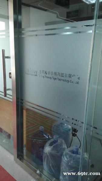 北京玻璃贴膜腰线防撞条制作安装 北京玻璃贴膜腰线防撞条制作安装